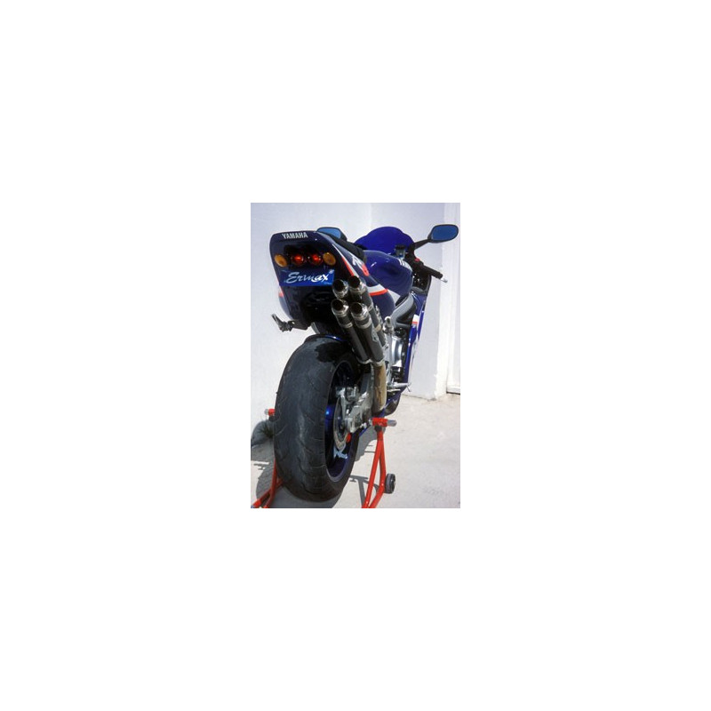 Passage de roue Ermax (à modifier pour conformité) pour YZF R6 99/2000 avec trous  pour feux 