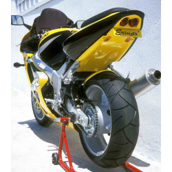 Passage de roue Ermax (à modifier pour conformité) pour  GSXR 750 00/03 ET 600 01/03 et 1000 01/02 + trous  pour  feux 