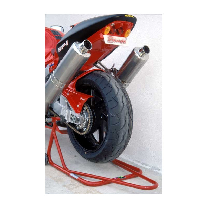 Passage de roue Ermax pour VTR 1000 SP1 2000/2001 avec trous  pour  feux 