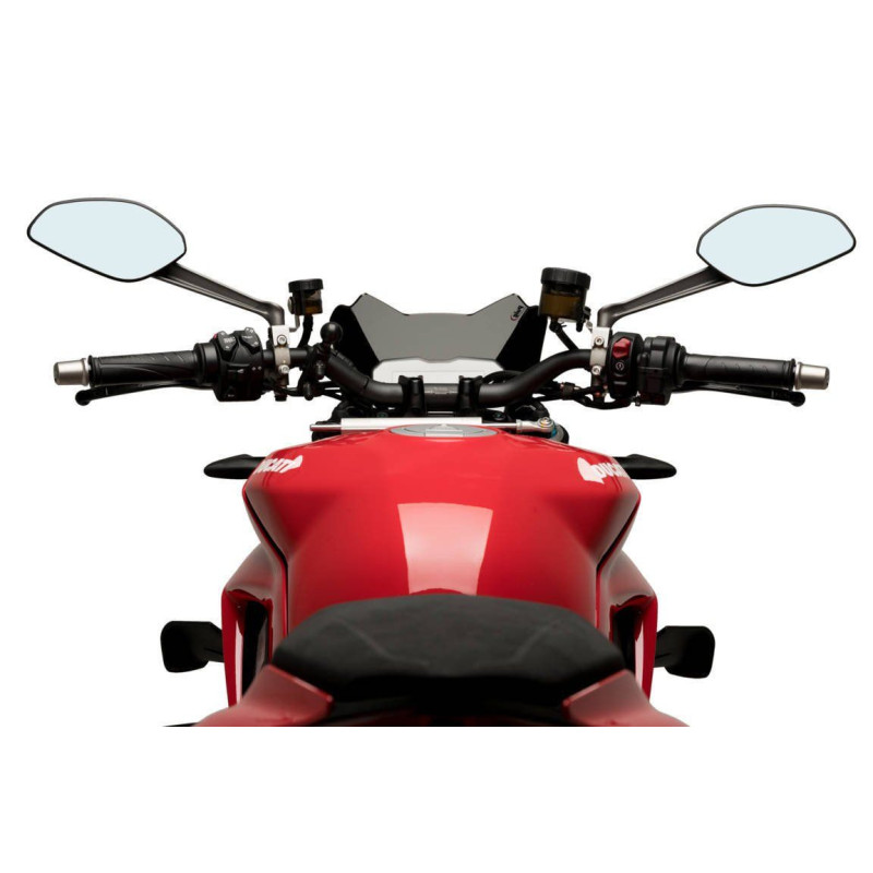 Saute vent Naked new generation sport DUCATI Streetfighter V4 vue du pilote
